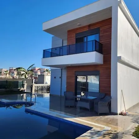 Villa Incredible Luxury 3 Bedrooms And A Hall